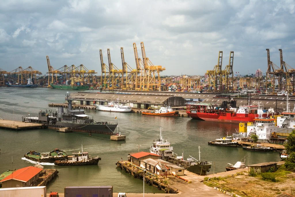 word harbour colombo sri lanka 1