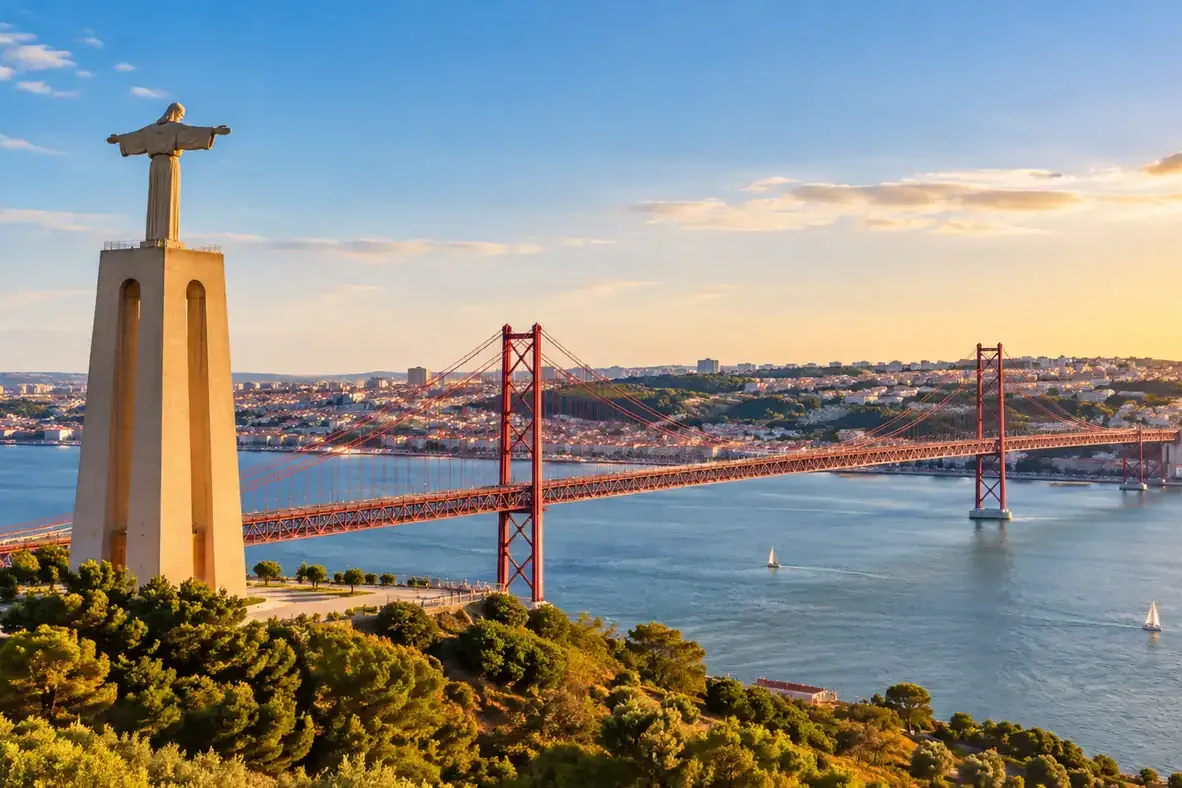 Seguros em Almada - Cristo Rei e Ponte 25 de Abril